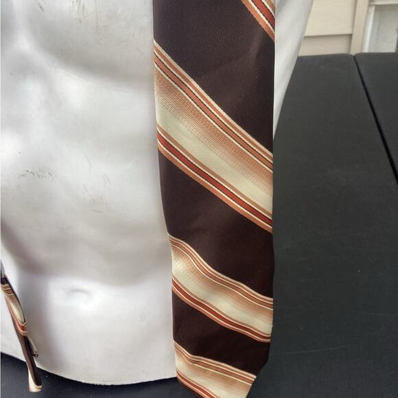 Men’s Christian Dior tie stripes - Picture 2 of 4